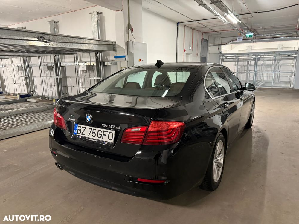 BMW Seria 5 520d xDrive AT - 7