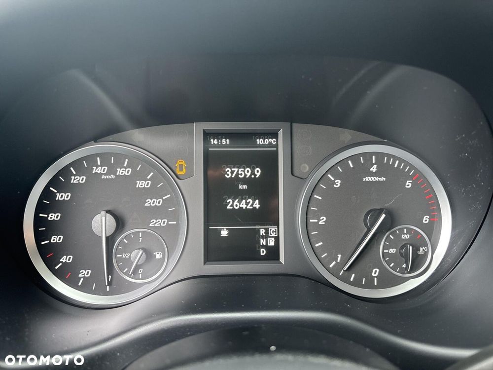 Mercedes-Benz Vito - 12