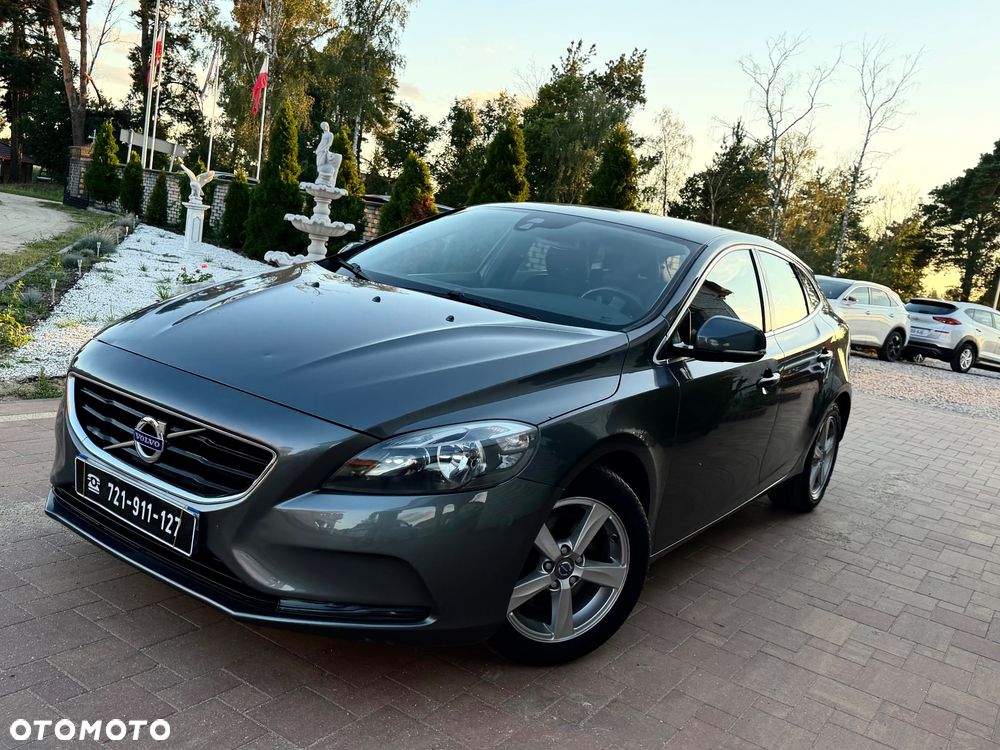 Volvo V40 D2 Powershift Kinetic - 4