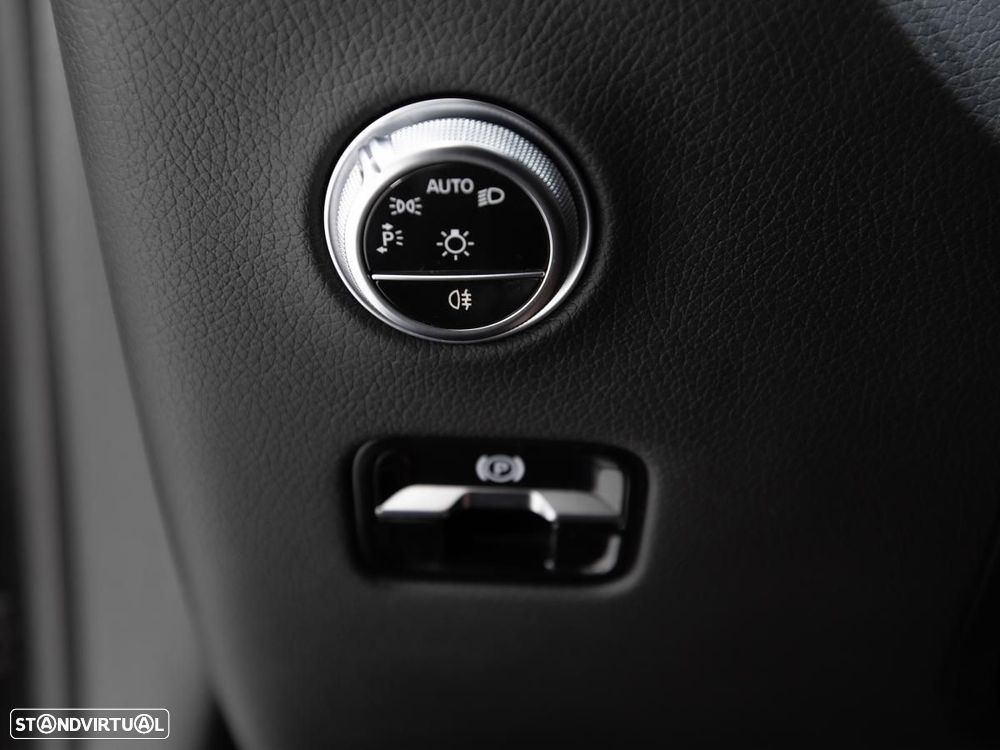 Mercedes-Benz GLC 300 de Coupe 4Matic 9G-TRONIC AMG Line - 21