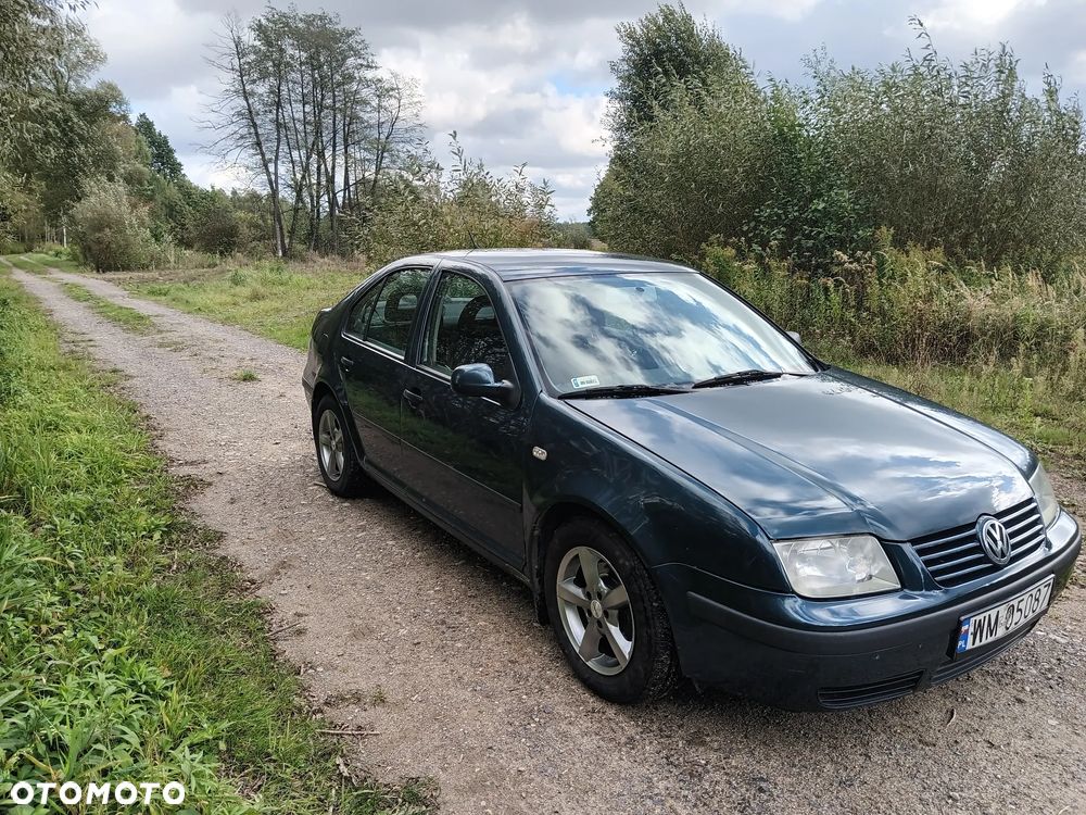 Volkswagen Bora 1.6 - 4
