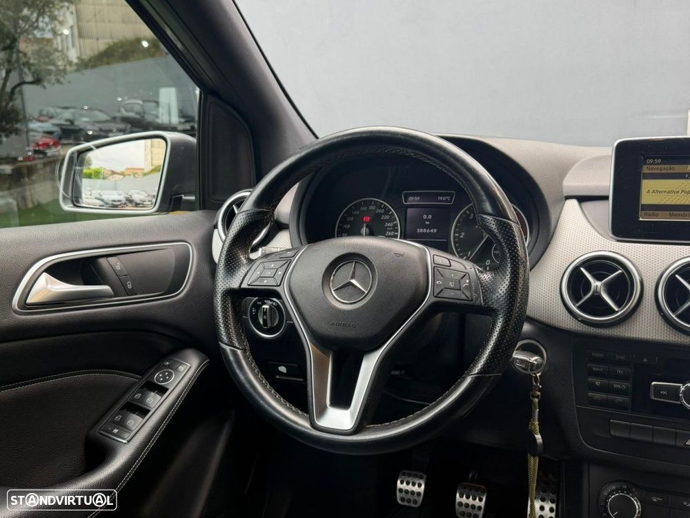 Mercedes-Benz B 180 CDI BlueEFFICIENCY - 25