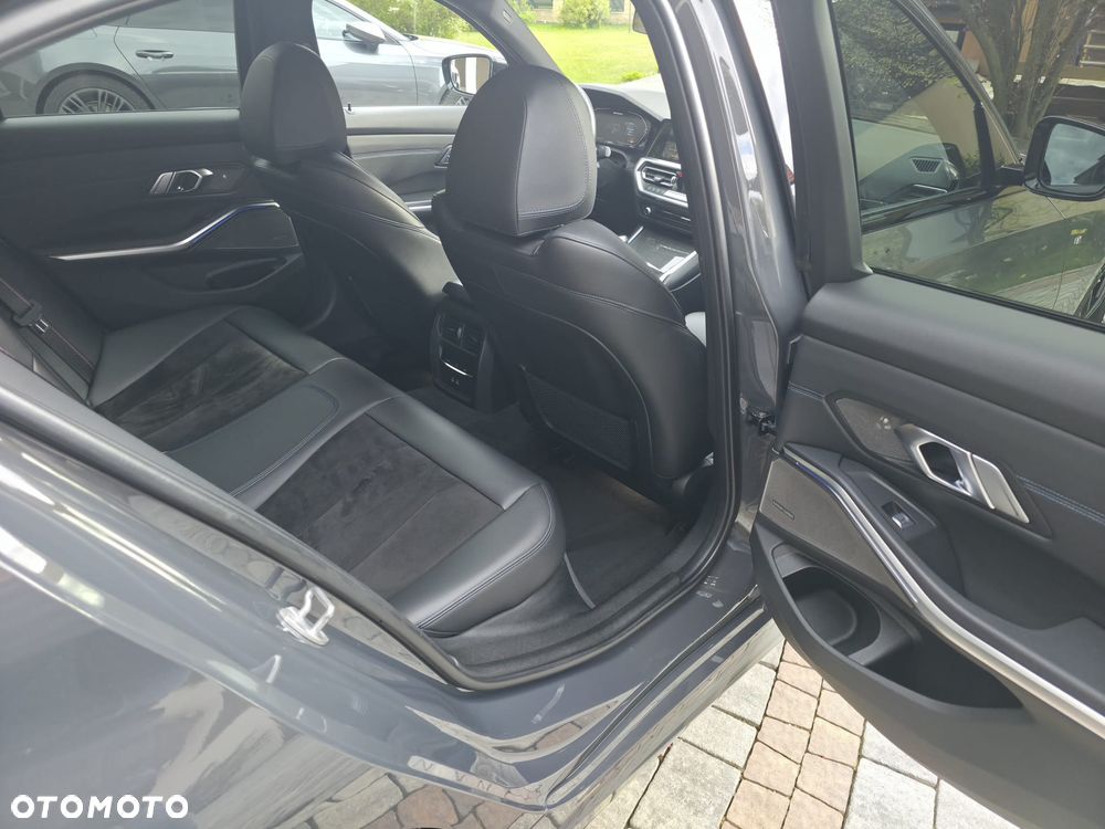 BMW Seria 3 - 26