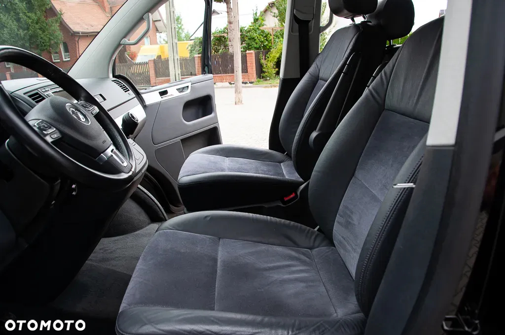 Volkswagen Multivan - 7