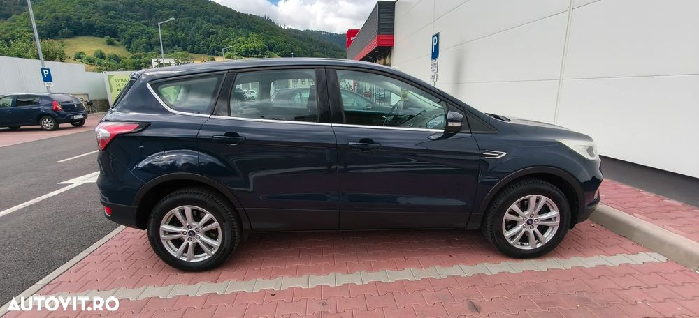 Ford Kuga 1.5 EcoBoost 4WD Aut. Trend - 7