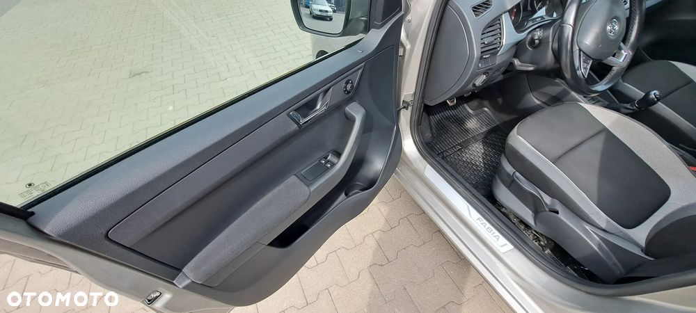 Skoda Fabia 1.2 TSI Ambition - 10