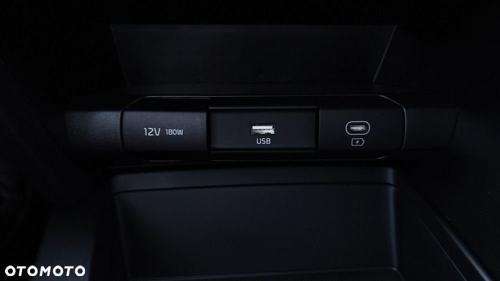 Kia XCeed - 22