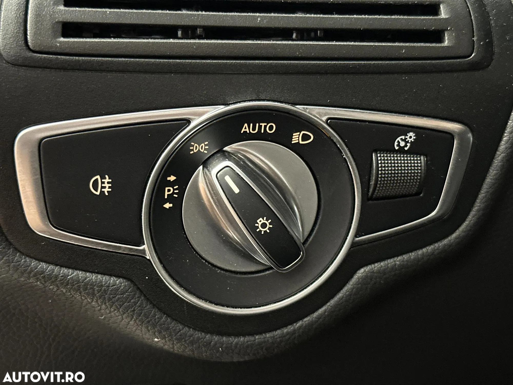 Mercedes-Benz GLC 220 d 4MATIC - 15