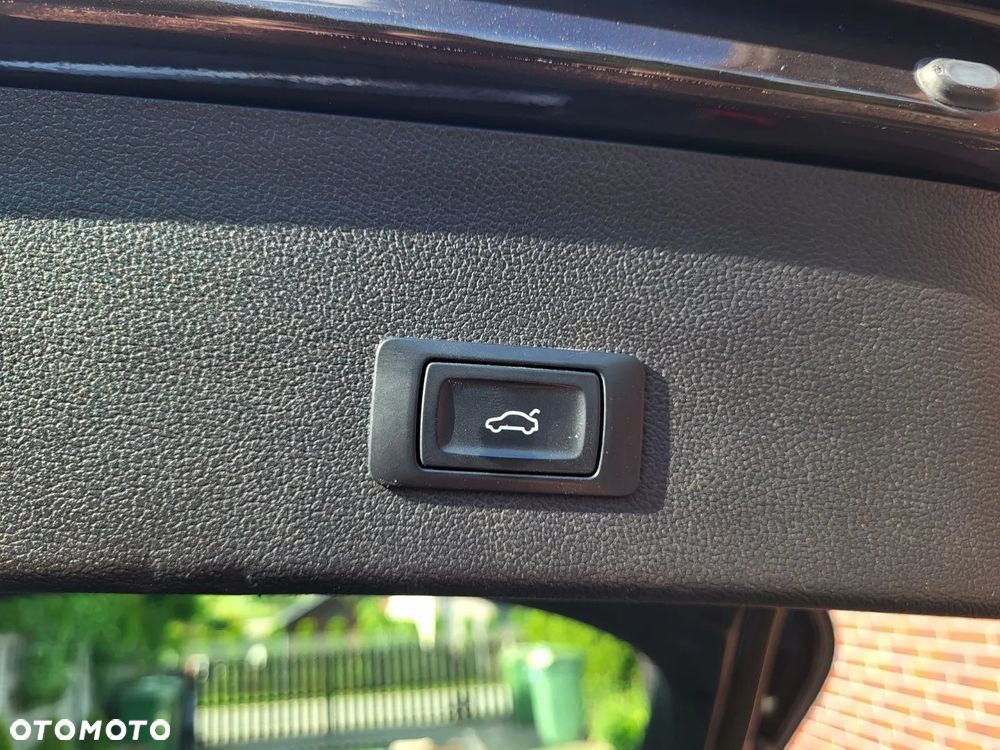 Audi A4 Avant 2.0 TDI quattro - 15