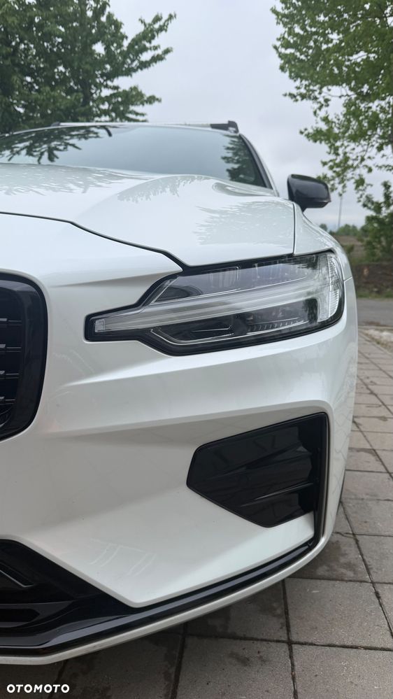Volvo V60 B5 B AWD R-Design - 10