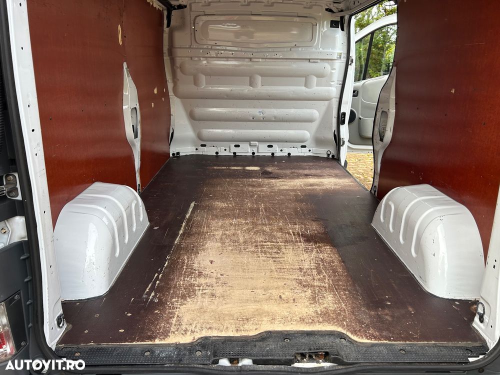 Opel Vivaro 2.0 CDTI L2H1 EcoFlex DPF - 21
