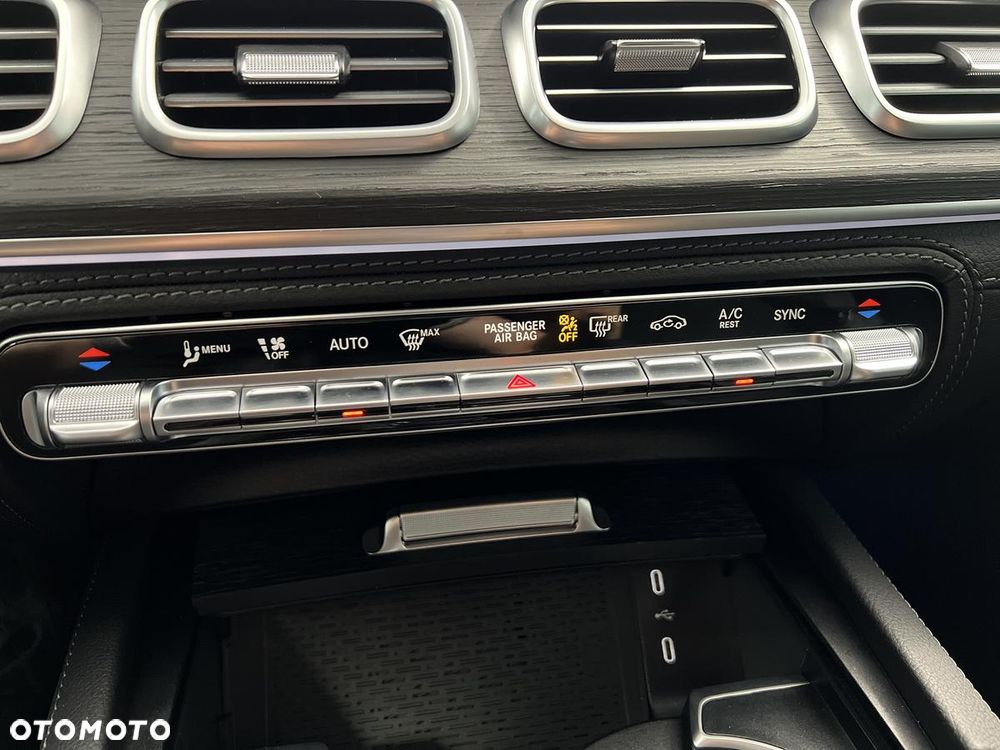 Mercedes-Benz GLE - 19