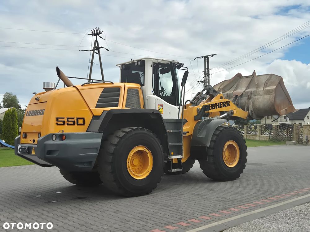 Liebherr L550/ 2012r/ Maszyna sprowadzona/ - 4