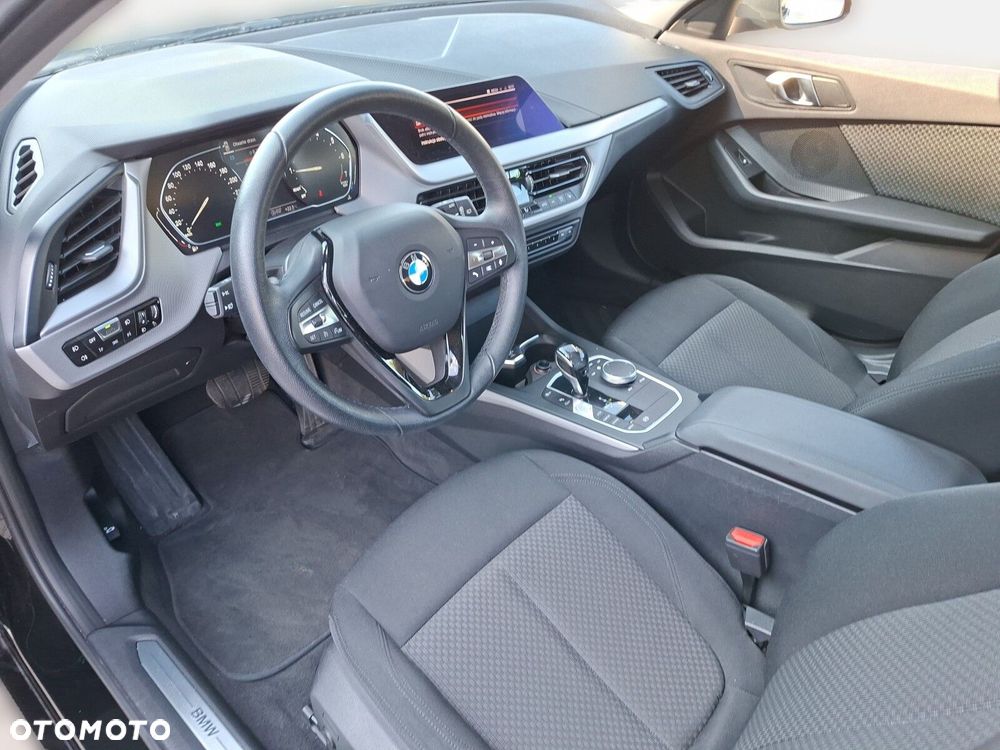 BMW Seria 1 118i Advantage - 11