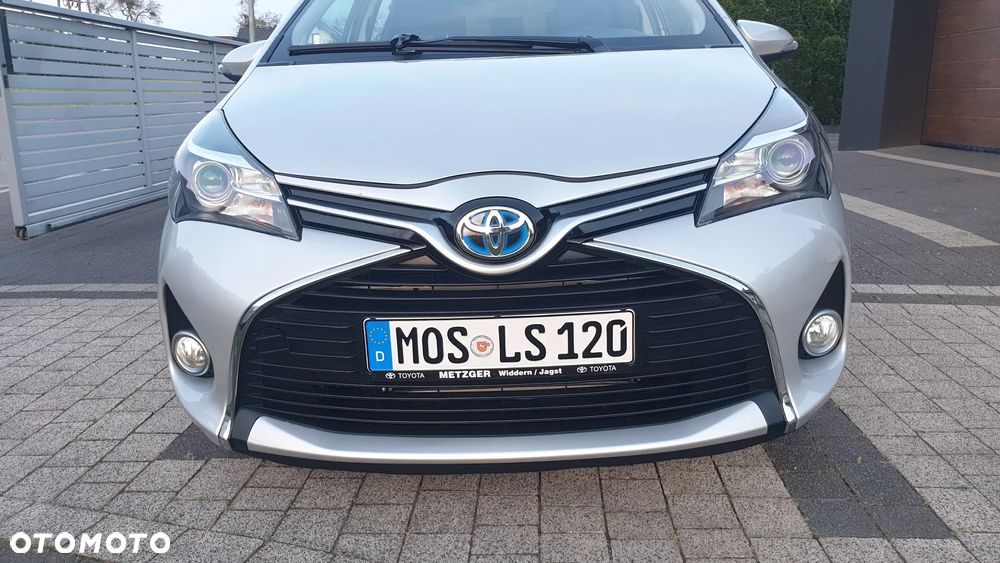 Toyota Yaris - 10