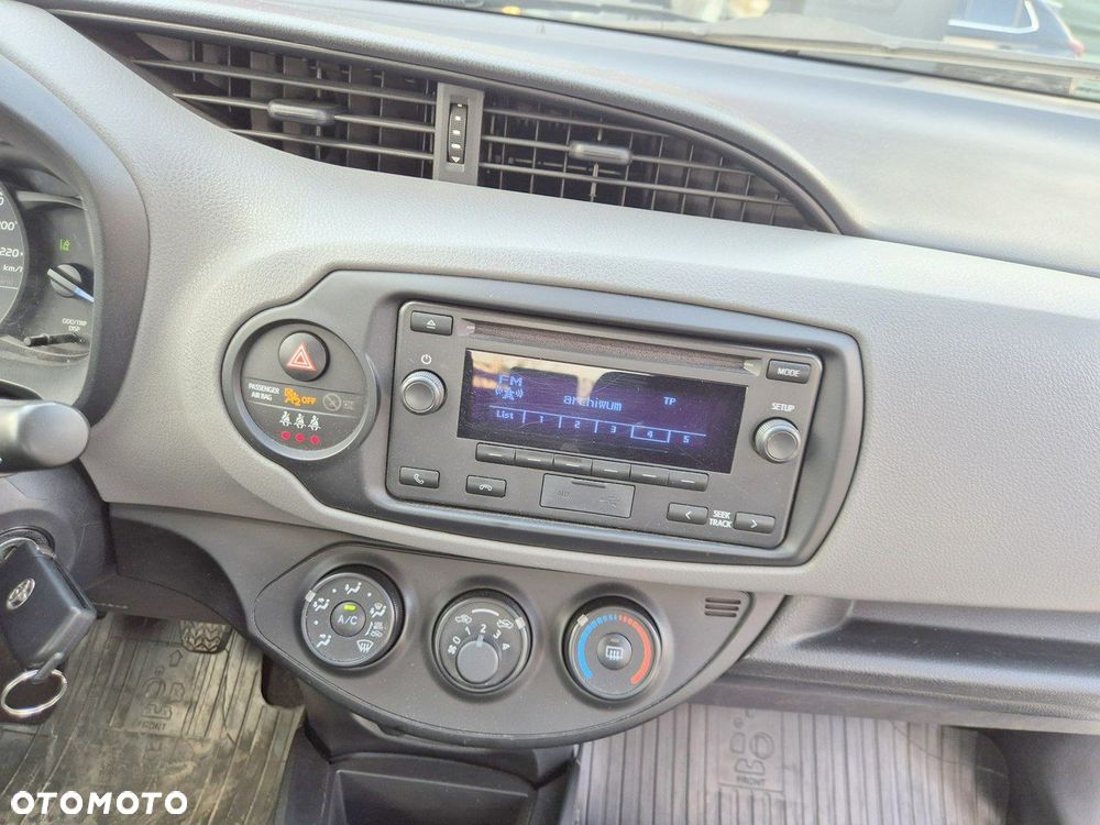 Toyota Yaris 1.5 Active - 19