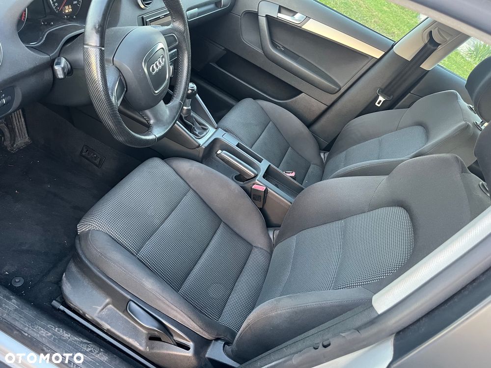 Audi A3 Sportback 1.6 Attraction - 10