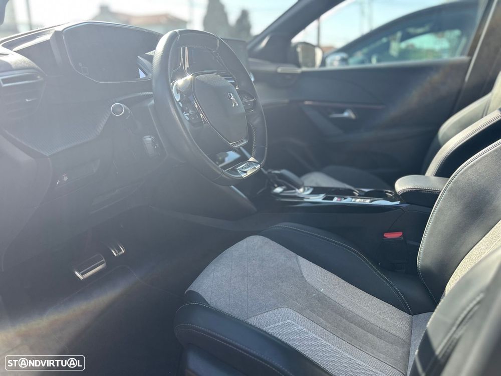 Peugeot e-208 50 kWh GT Pack - 29