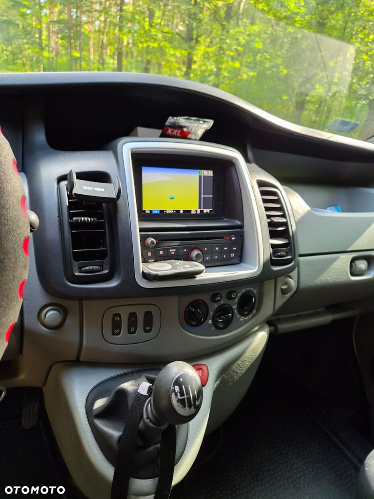 Renault Trafic - 23