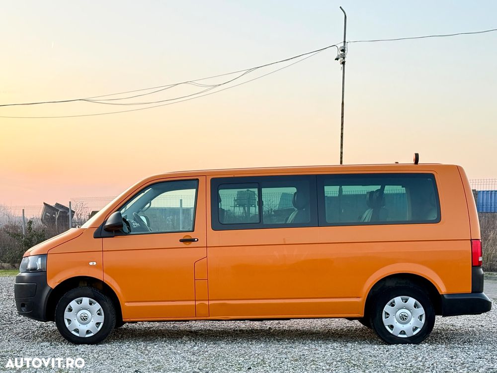 Volkswagen Caravelle - 15