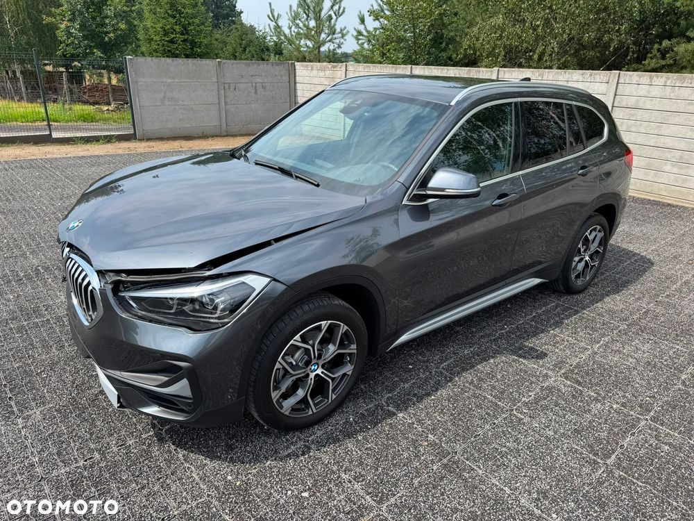BMW X1 sDrive20i Advantage - 9
