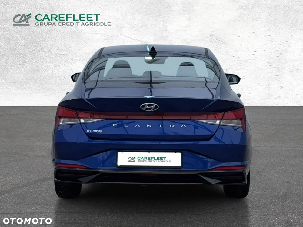 Hyundai Elantra - 7