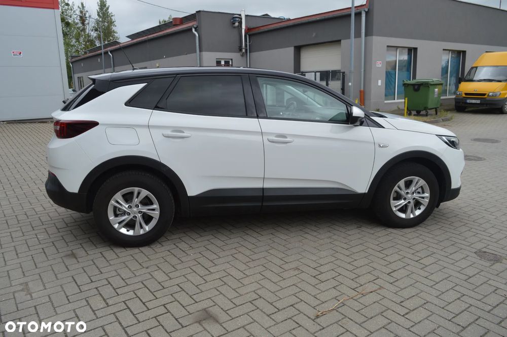 Opel Grandland X 1.2 T GPF Edition S&S - 8