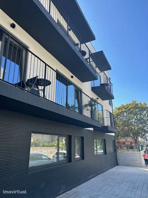 Apartamento T2 Senhora da Hora, junto ao metro - Grande imagem: 2/19