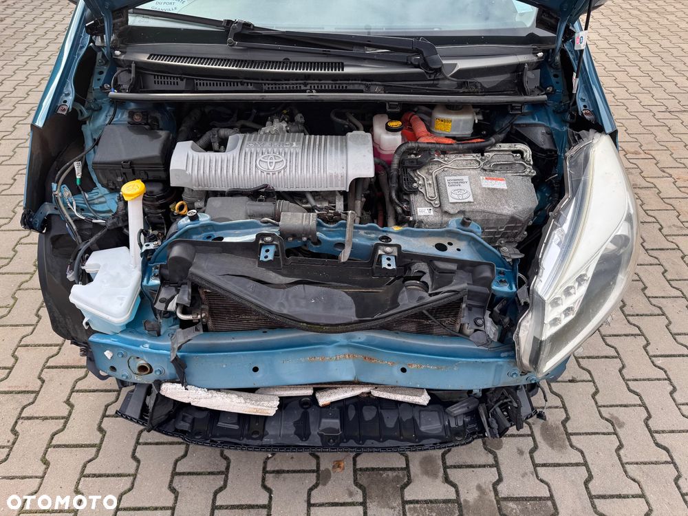 Toyota Yaris ver-hybrid-1-5-vvt--i - 17