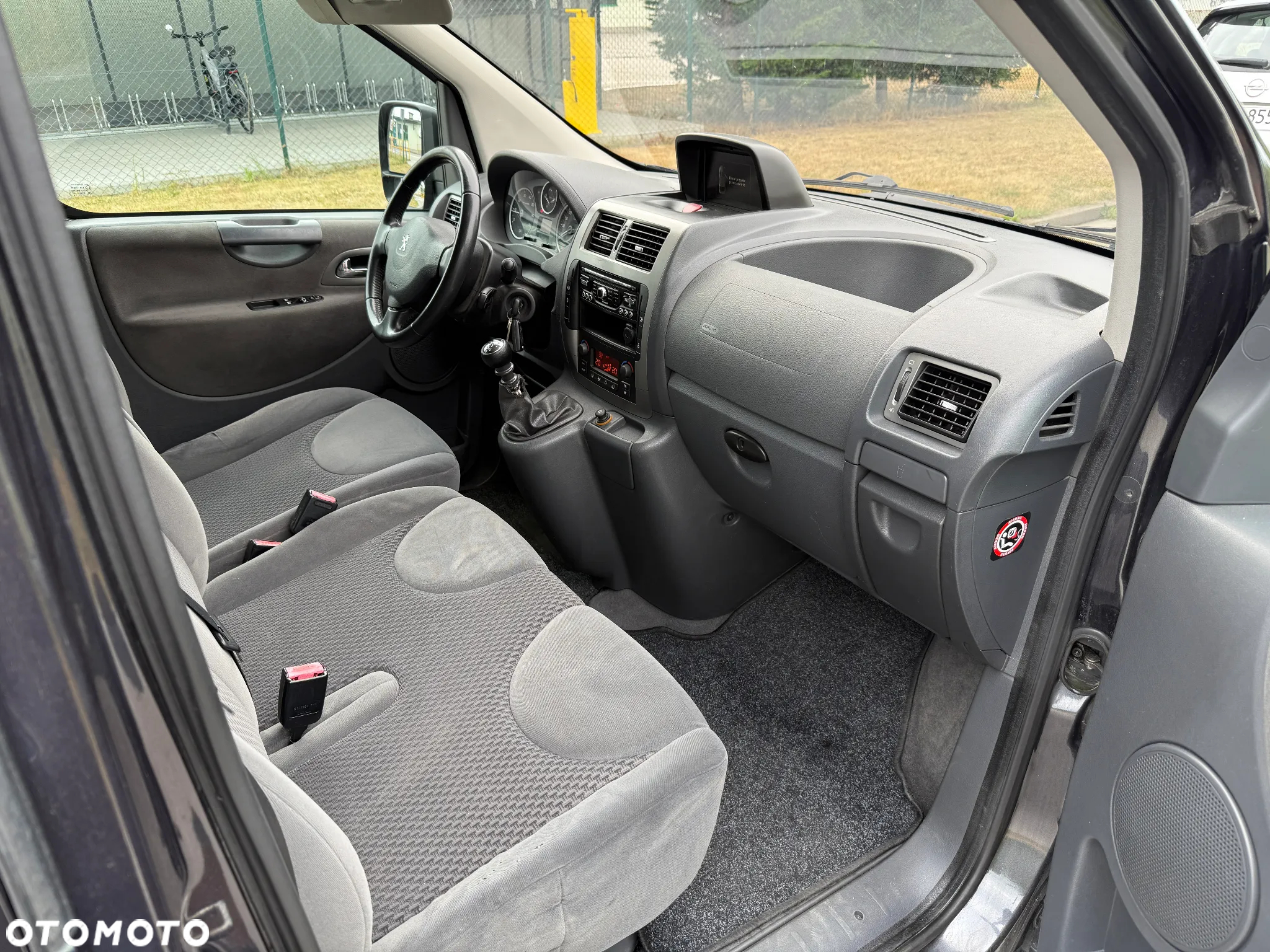 Peugeot Expert - 22