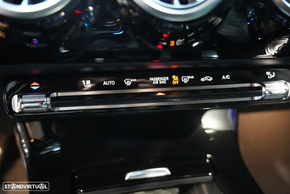 Mercedes-Benz A 180 - 23