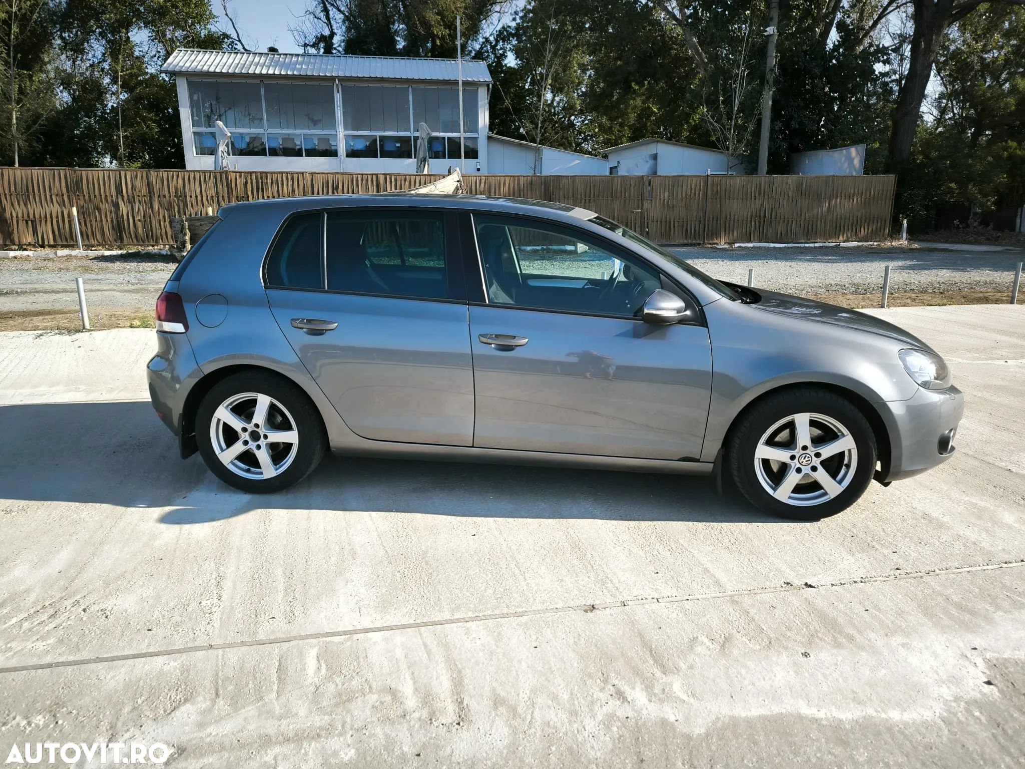 Volkswagen Golf 1.4 TSI Highline - 1