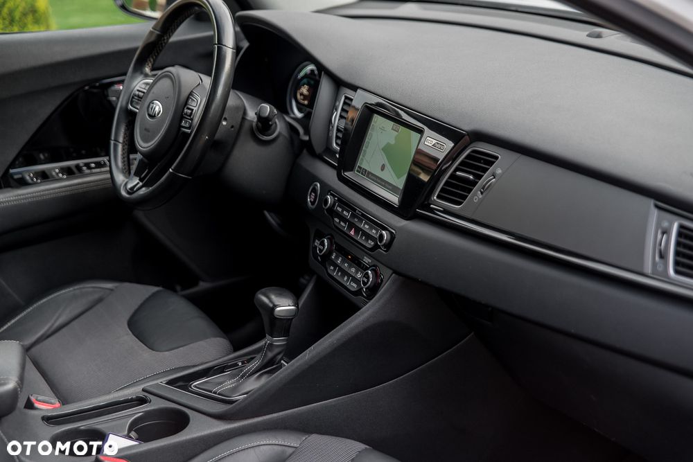 Kia Niro 1.6 GDI Hybrid L - 26