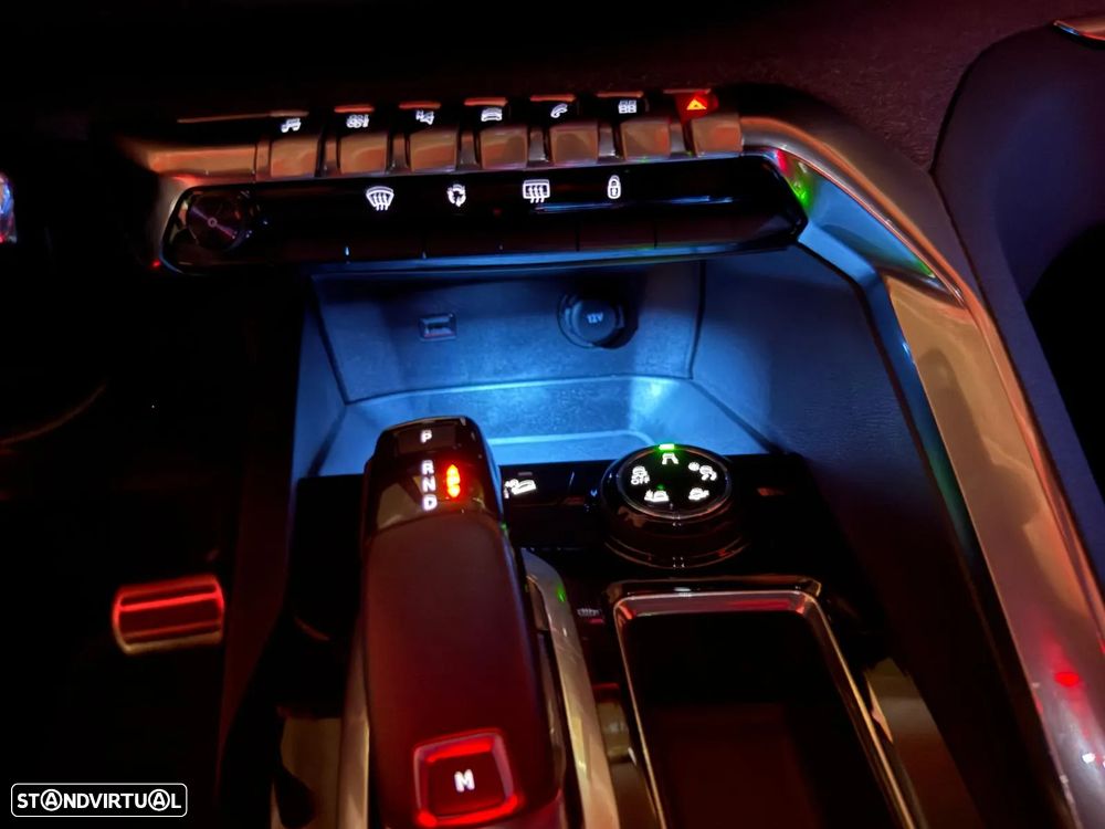 Peugeot 3008 1.5 BlueHDi GT Line EAT8 - 30