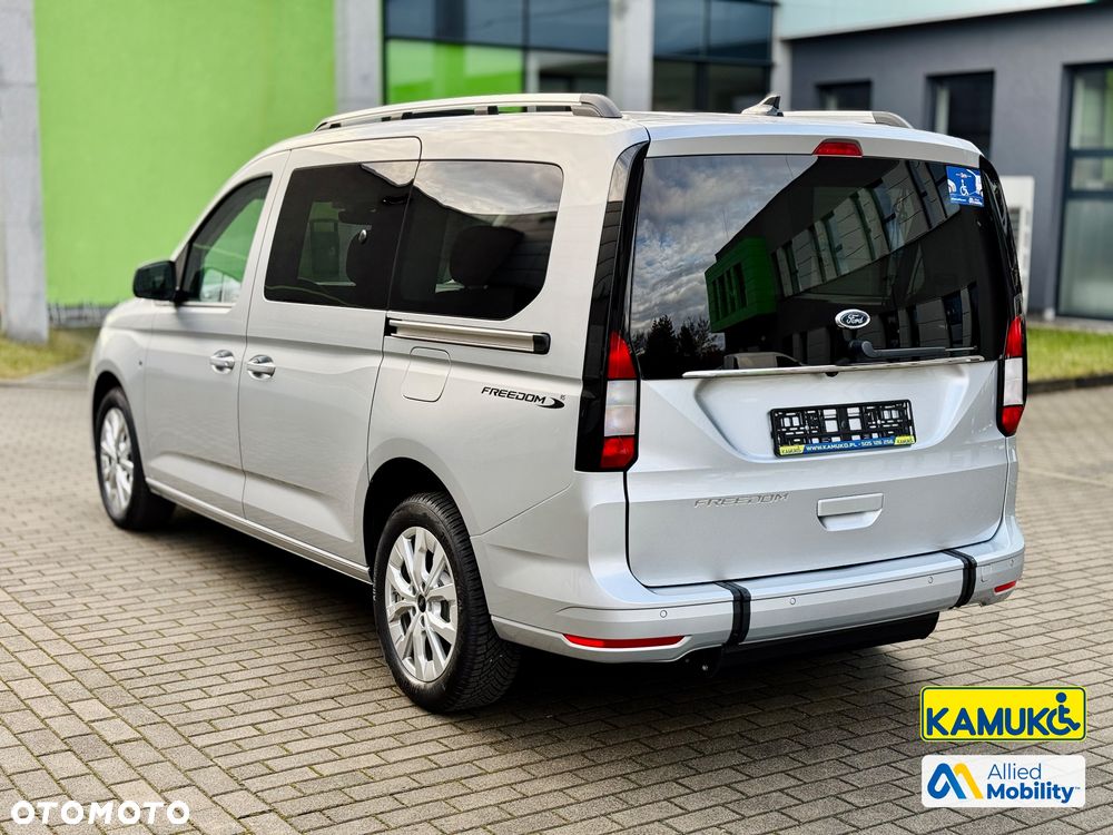 Ford Tourneo Connect 1.5 EcoBoost Titanium - 4