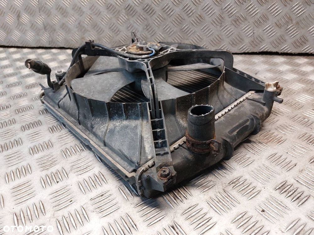 CHŁODNICA WODY Z WENTYLATOR SUZUKI SWIFT III 1.0 - 2