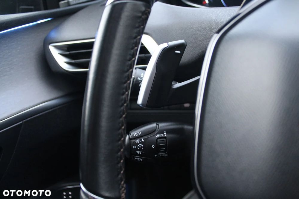 Peugeot 3008 2.0 BlueHDi GT S&S EAT6 - 27