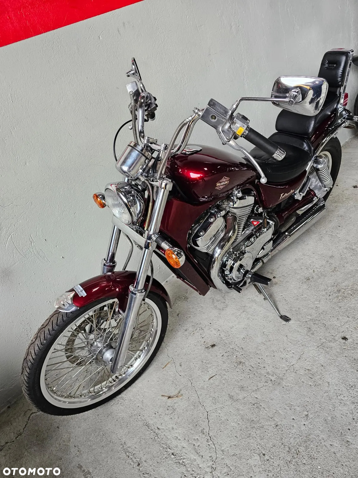 Suzuki Intruder - 6