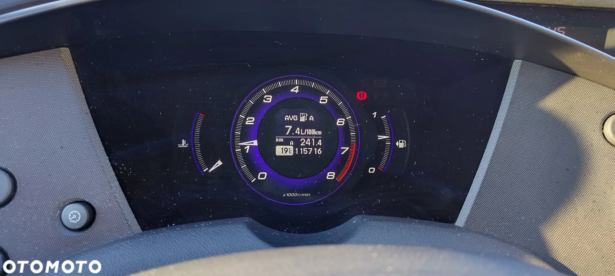 Honda Civic 1.8 Comfort - 9