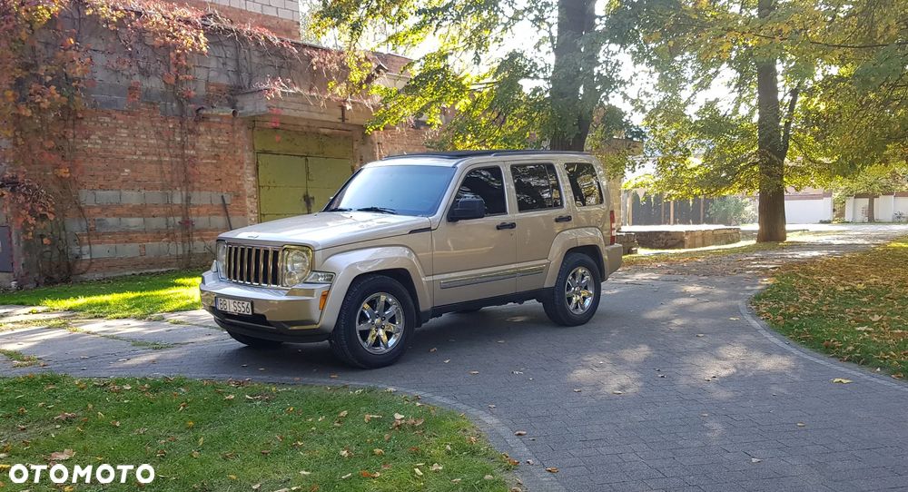 Jeep Liberty - 1