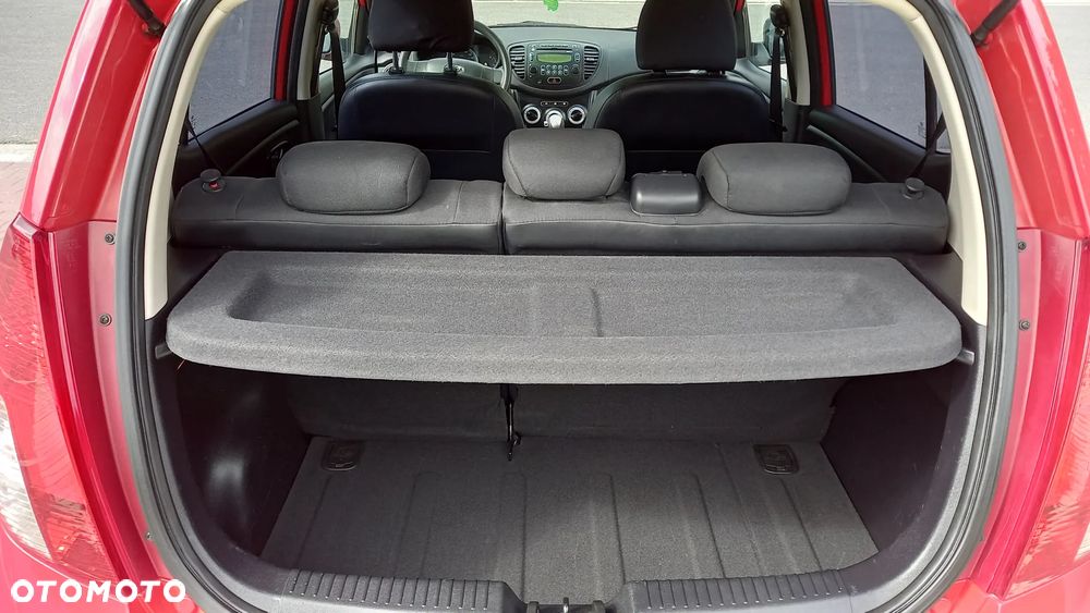 Hyundai i10 1.1 Automatik Classic - 9
