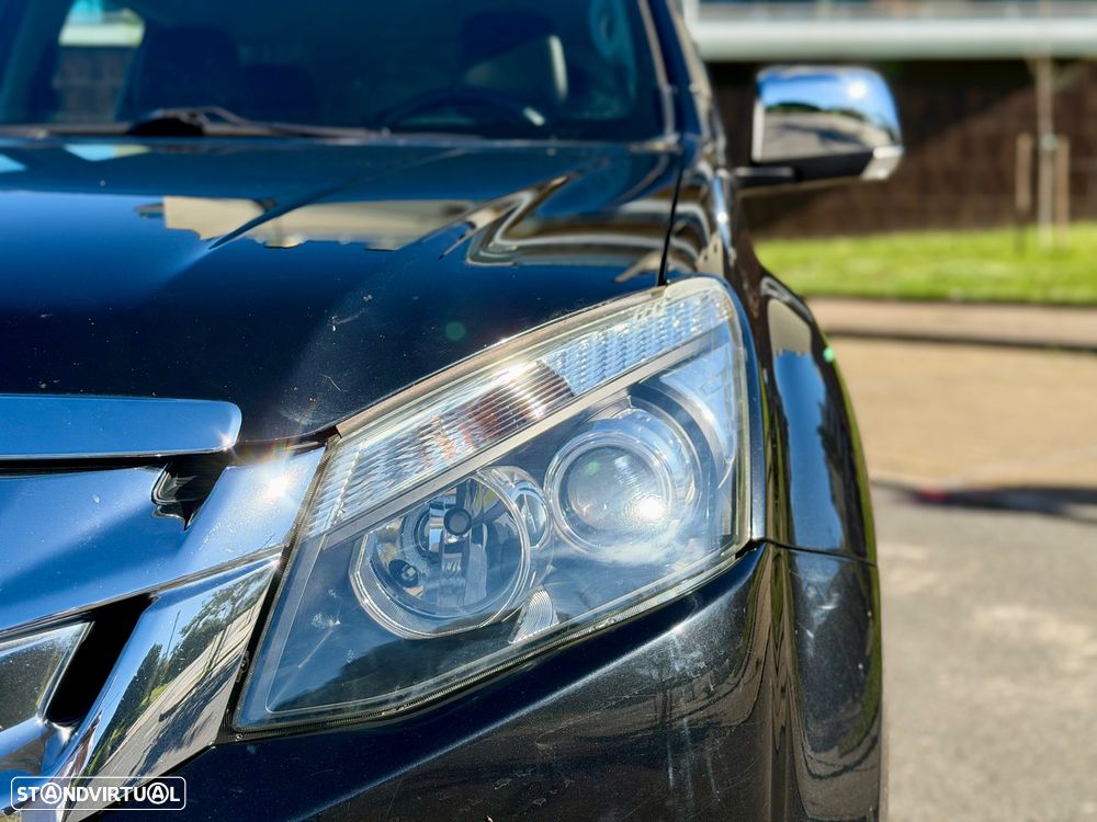 Isuzu D-Max 4x4 Cabine Dupla Premium - 3