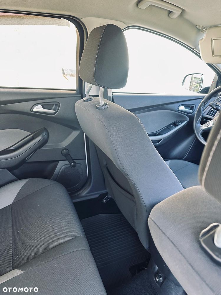 Ford Focus 1.6 TDCi Trend - 11