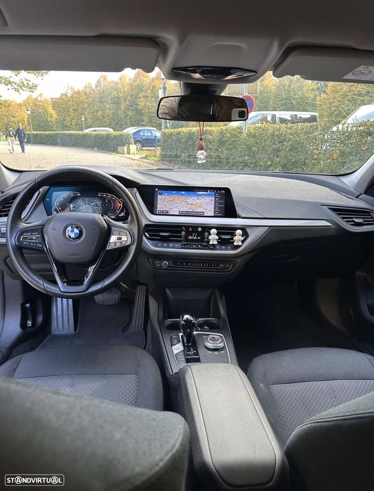 BMW 118 i Auto - 5