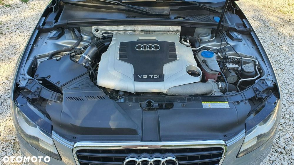 Audi A4 Avant - 32