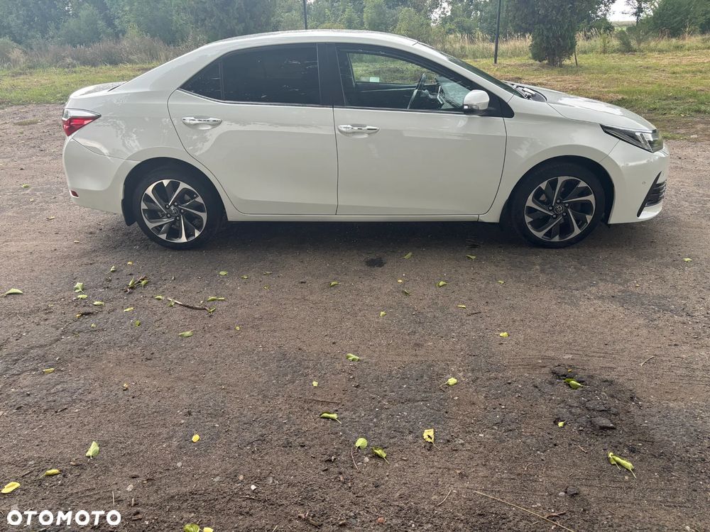 Toyota Corolla 1.6 Prestige EU6 - 7