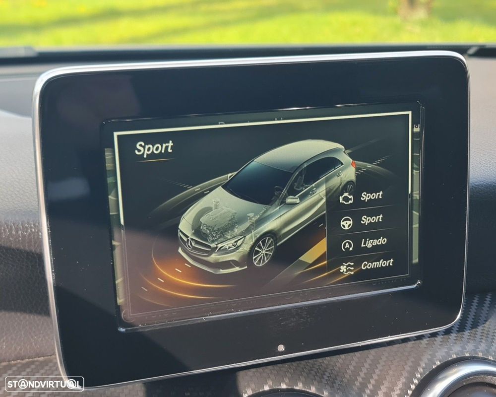 Mercedes-Benz A 200 CDI BE AMG Line - 24