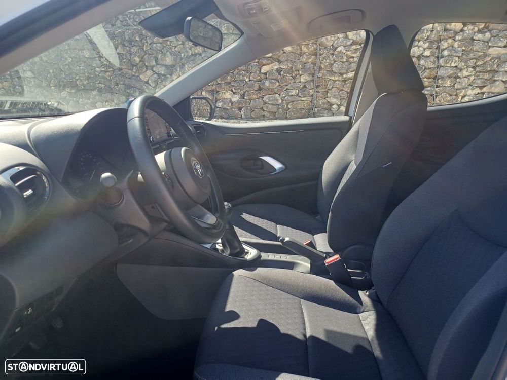 Toyota Yaris 1.0 VVT-i Comfort Plus - 12