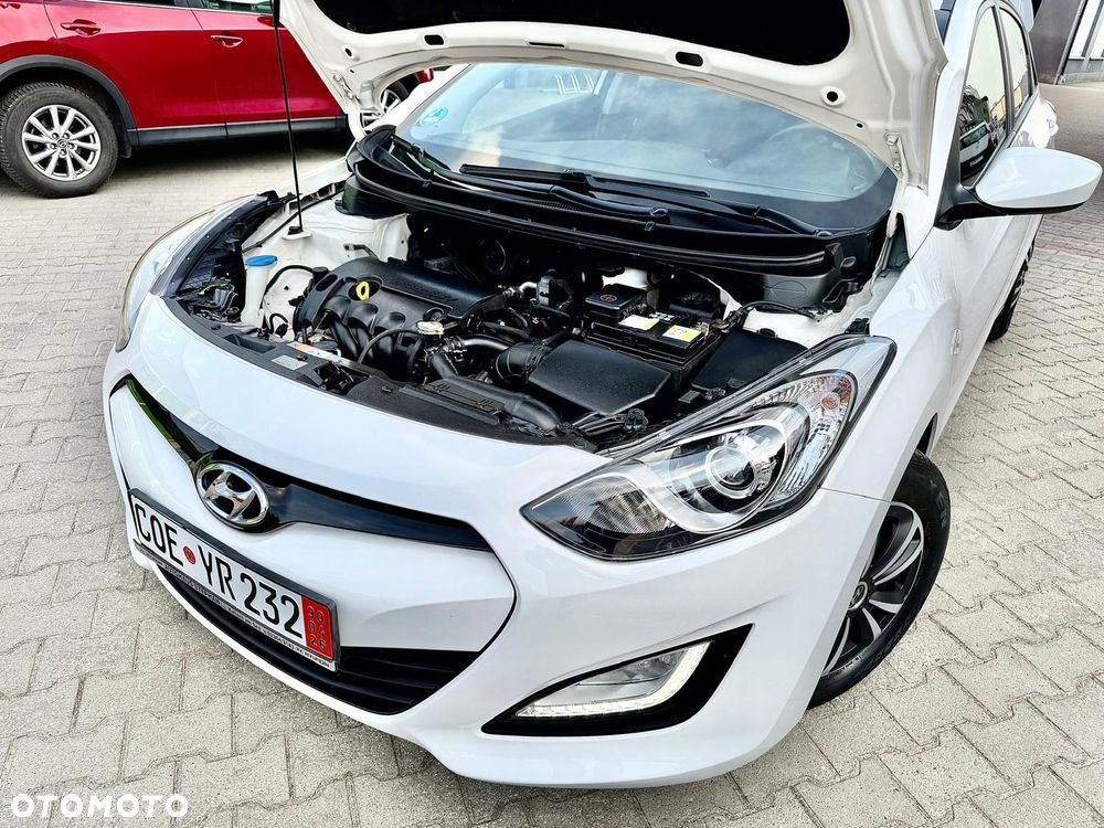 Hyundai i30 1.4 Premium - 33