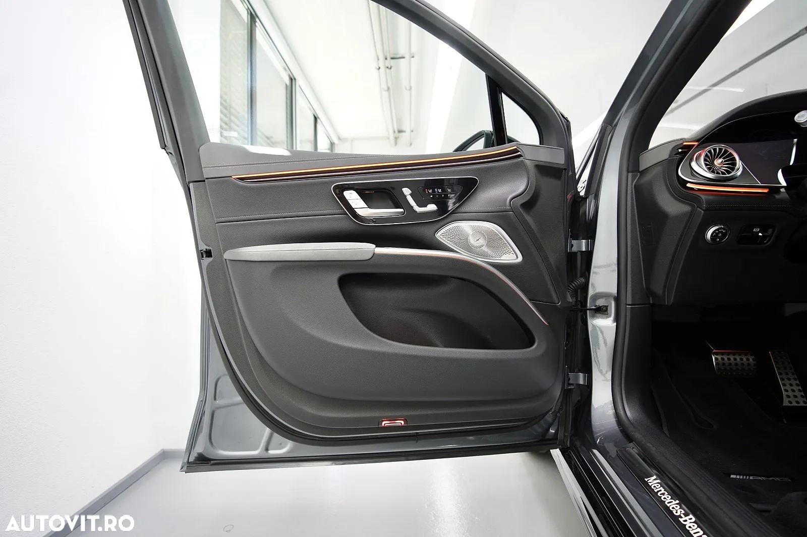 Mercedes-Benz EQS SUV 580 4Matic AMG Line Premium - 30